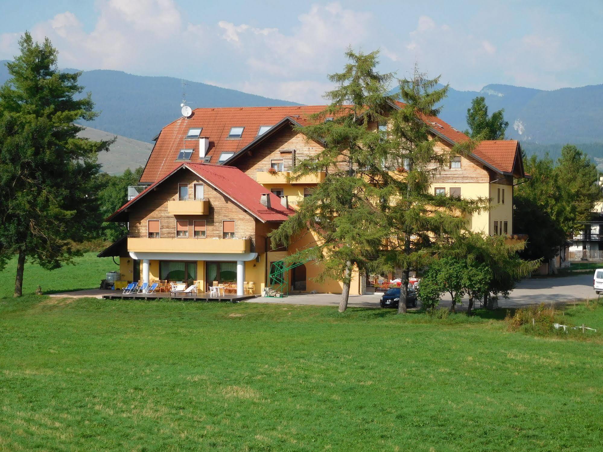 Hotel Vescovi Asiago Kültér fotó